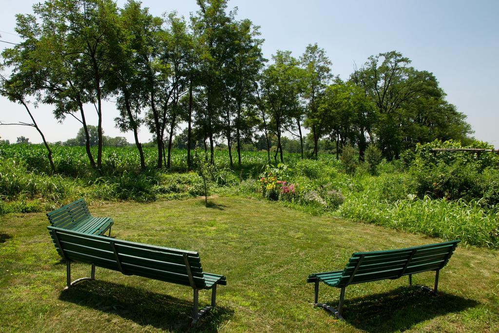 Cascina Delle Mele Bed & Breakfast Vittuone Eksteriør bilde